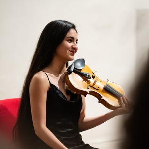 Eva Dumitru